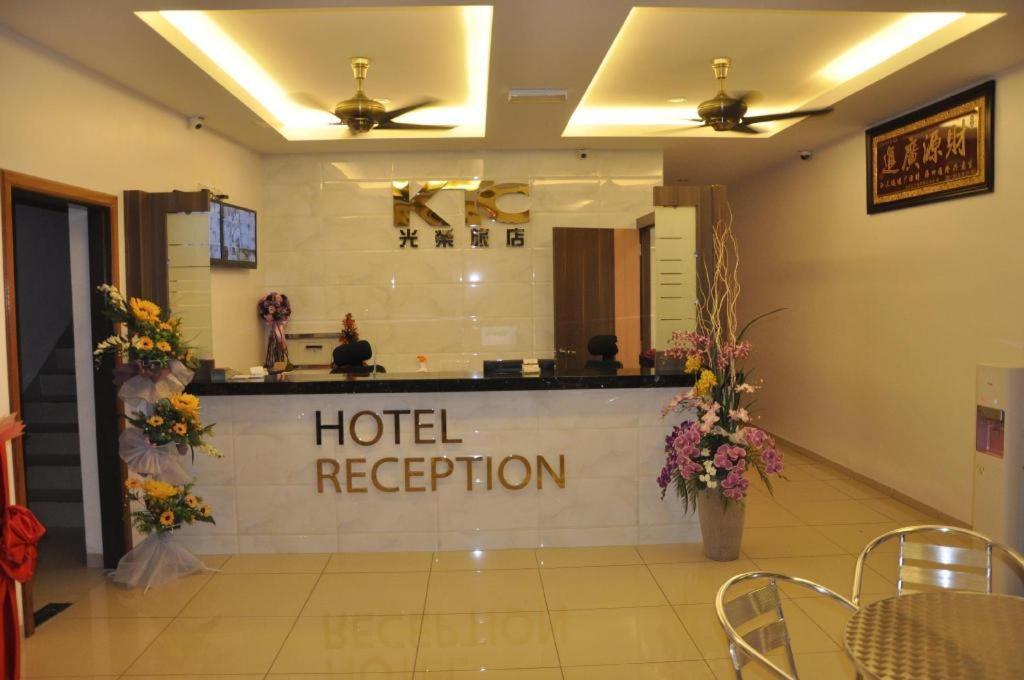 Ktc Hotel Sungkai Buitenkant foto