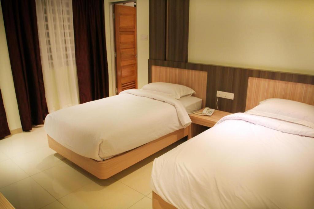 Ktc Hotel Sungkai Buitenkant foto