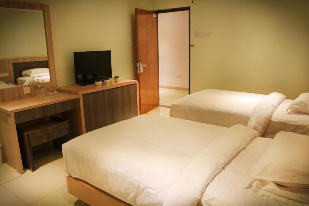 Ktc Hotel Sungkai Buitenkant foto