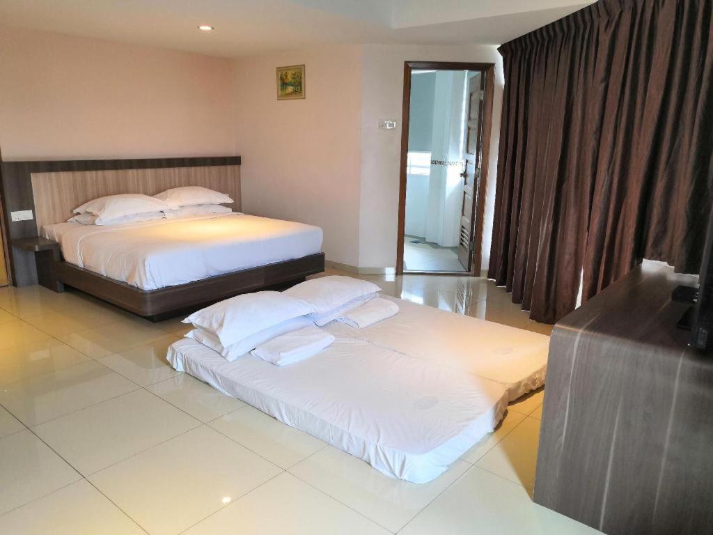 Ktc Hotel Sungkai Buitenkant foto