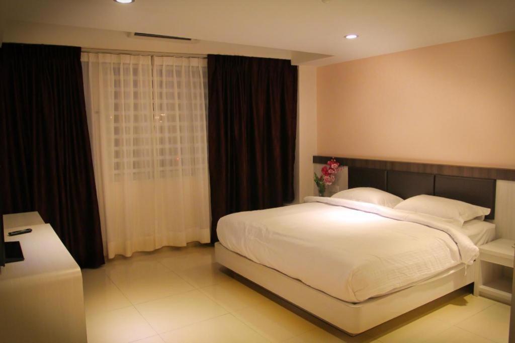 Ktc Hotel Sungkai Buitenkant foto