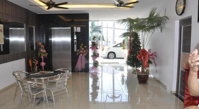 Ktc Hotel Sungkai Buitenkant foto