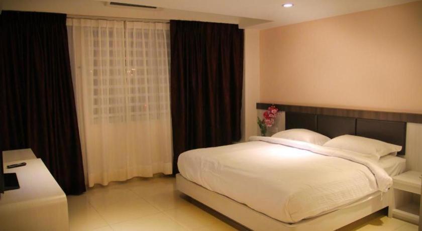Ktc Hotel Sungkai Buitenkant foto